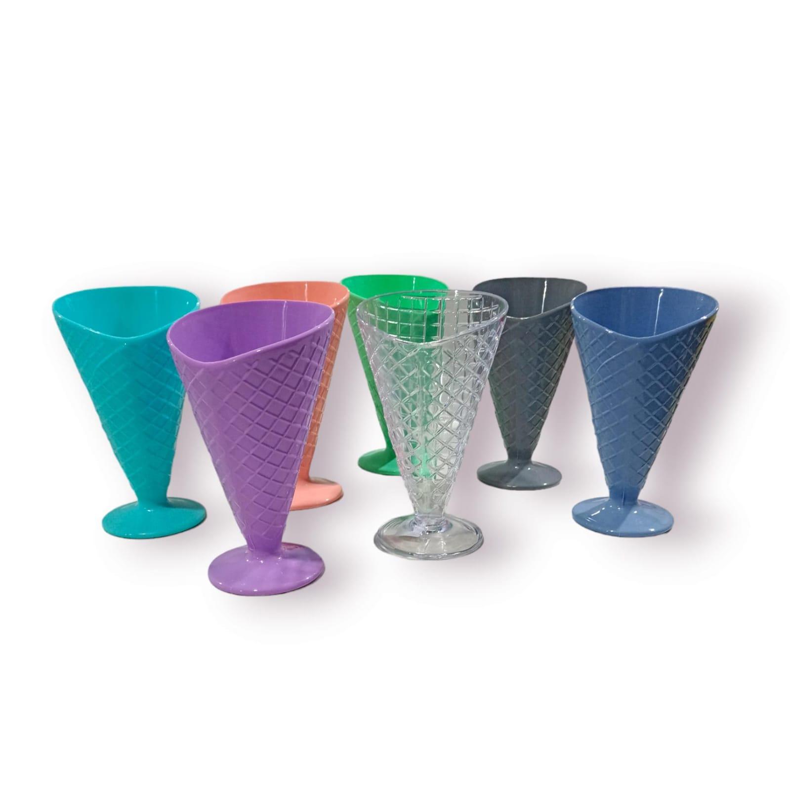 COPA PARA HELADO CON FORMA DE CUCURUCHO-260CC-PLASTICO-16CM